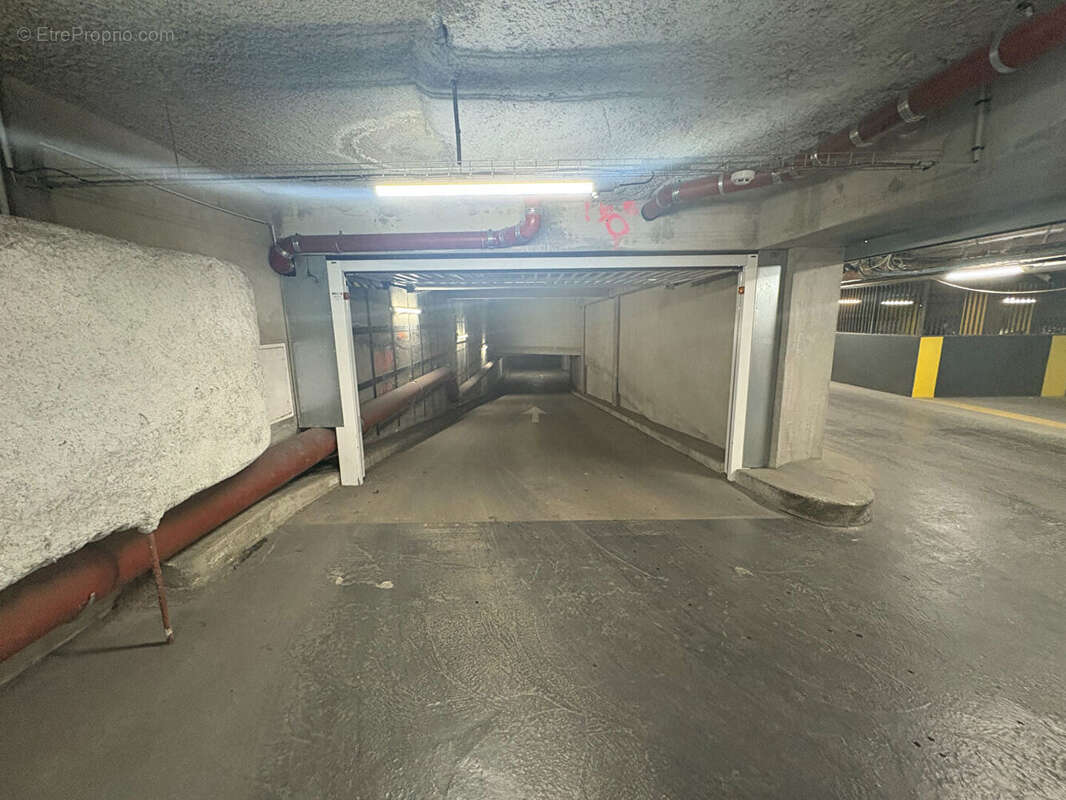 Parking à SAINT-GERMAIN-EN-LAYE