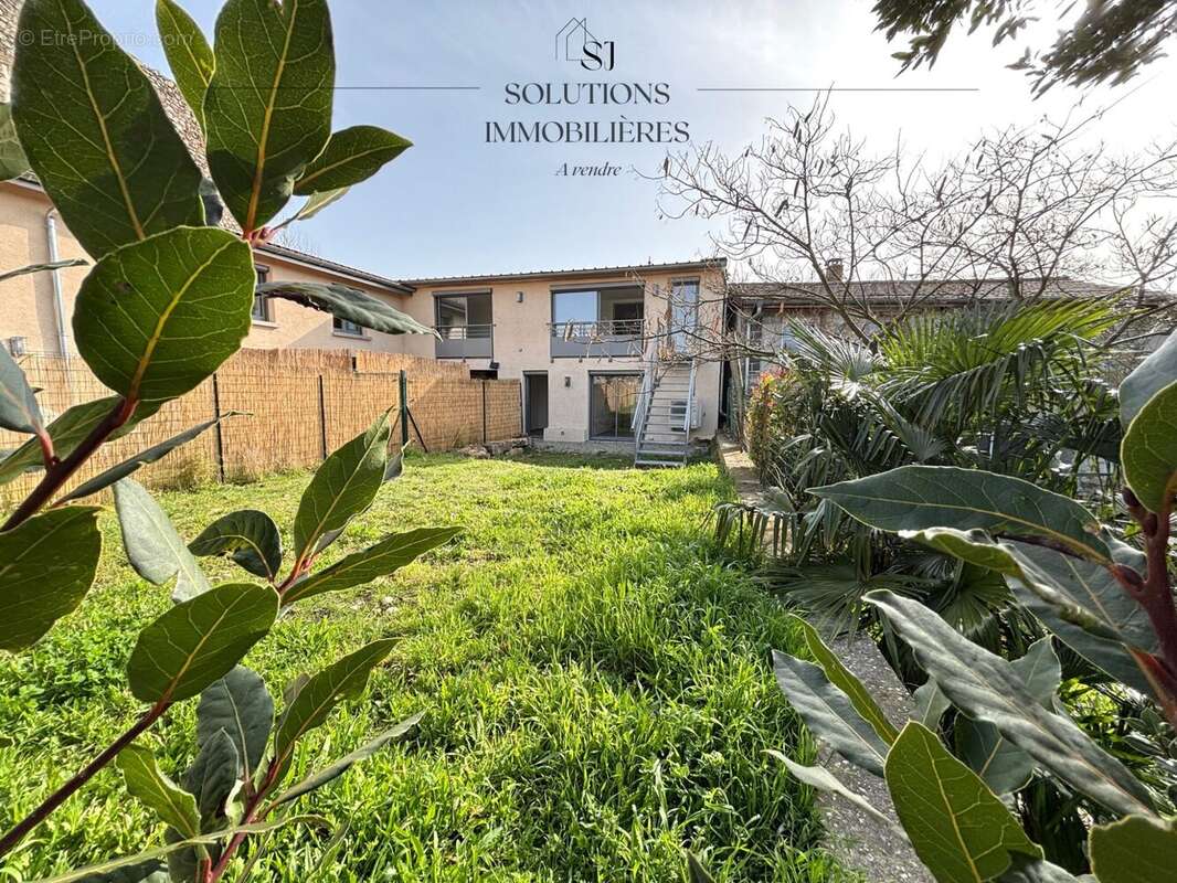 Maison à SAINT-ALBAN-DU-RHONE