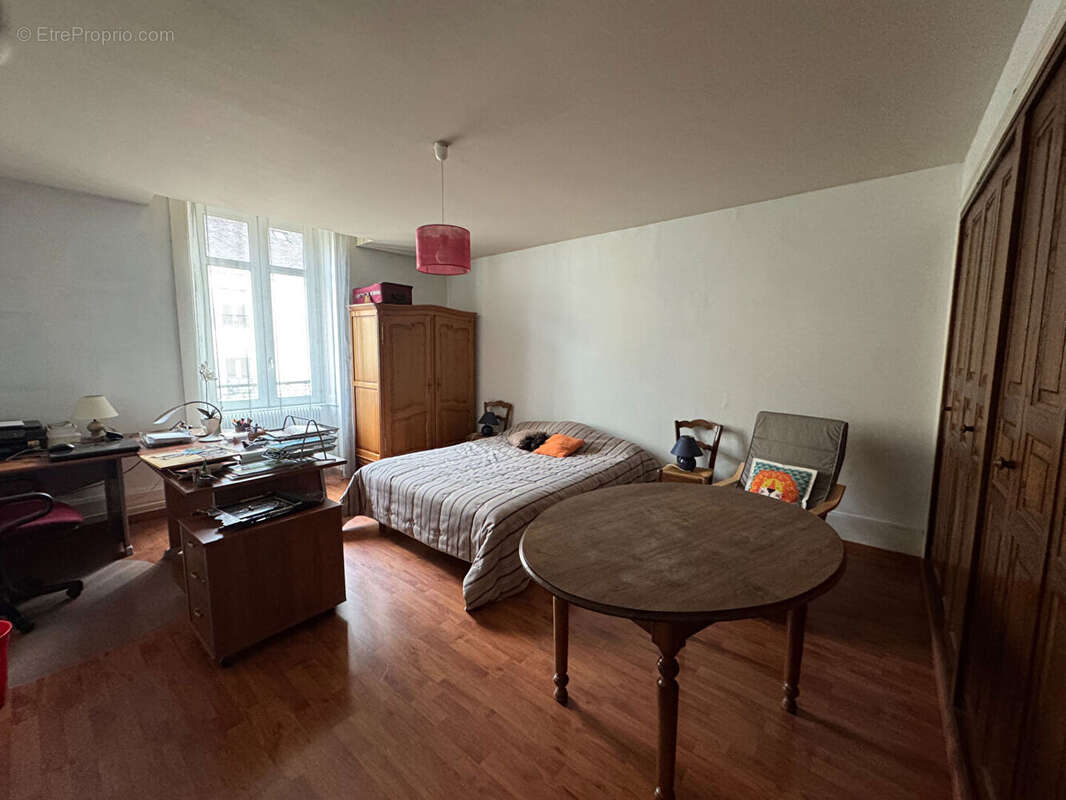 Appartement à LONS-LE-SAUNIER