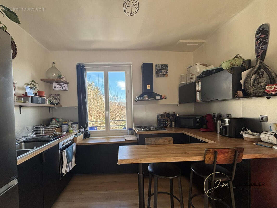 Appartement à GANGES