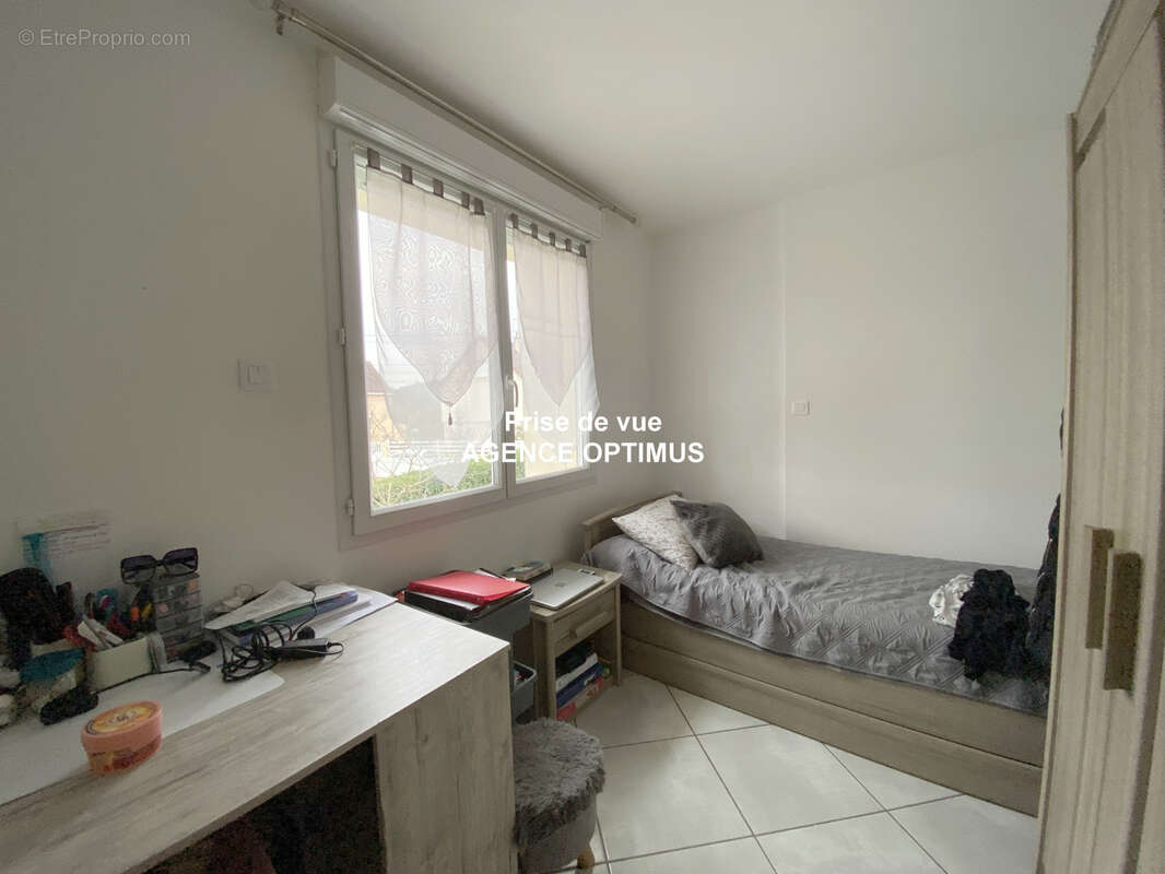 Maison à VILLENEUVE-SUR-YONNE