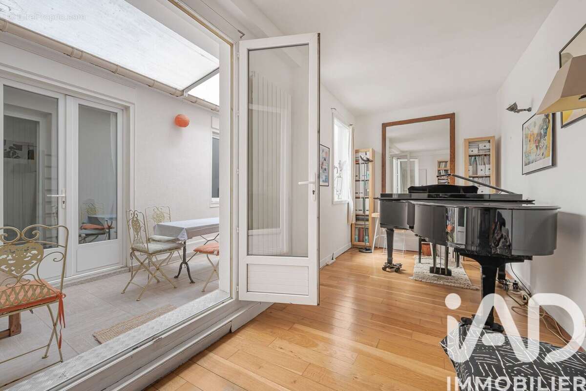 Photo 4 - Appartement à PARIS-18E