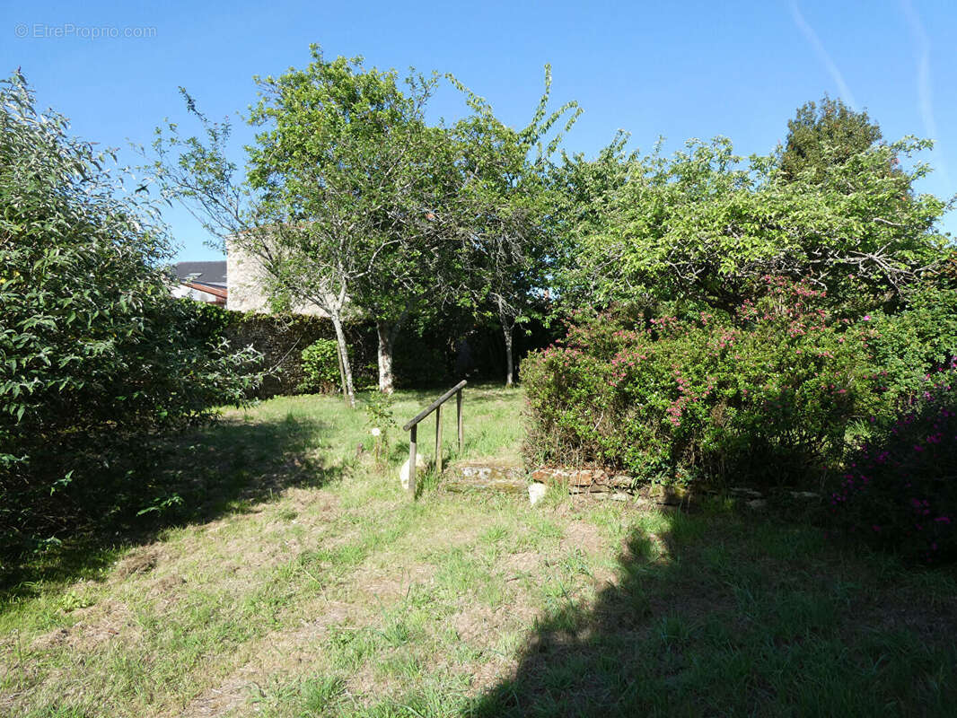 Centre-bourg - photo 3