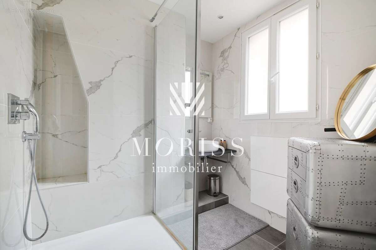 Appartement à PARIS-20E