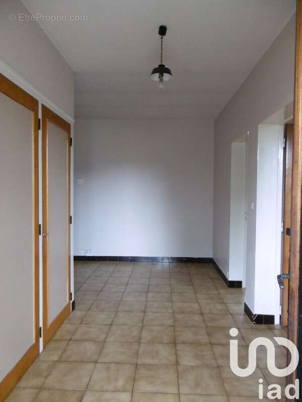 Photo 3 - Maison à MONTMORILLON