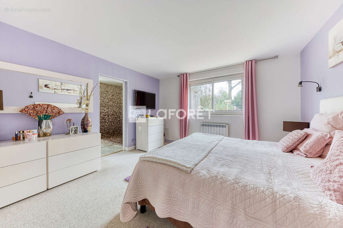 Maison à PONTAULT-COMBAULT