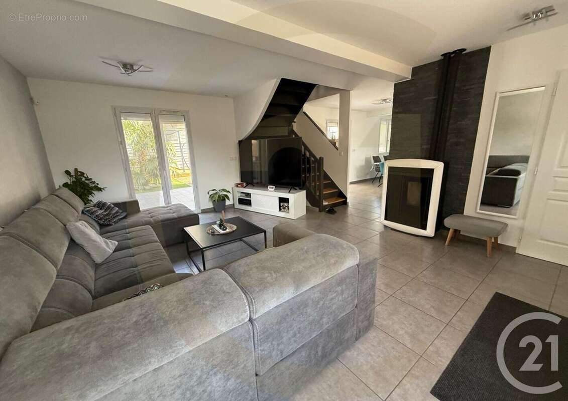 Maison à SAINT-SAVIN