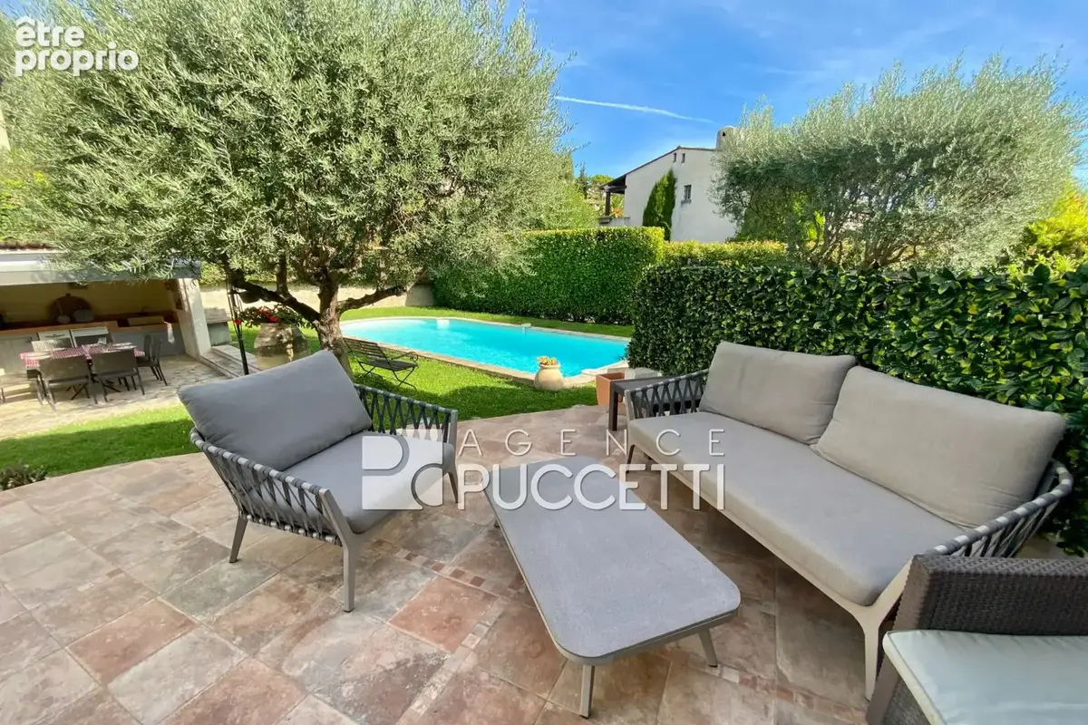 Maison 6 pièces 164 m² à vendre à La Colle-Sur-Loup (06480) - photo 4