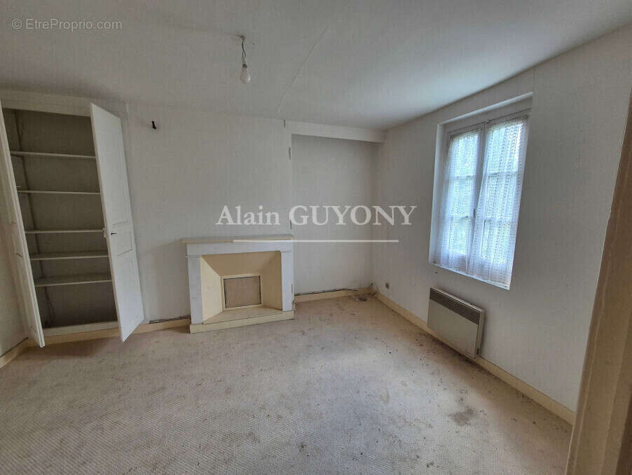 Maison à PONT-L&#039;EVEQUE