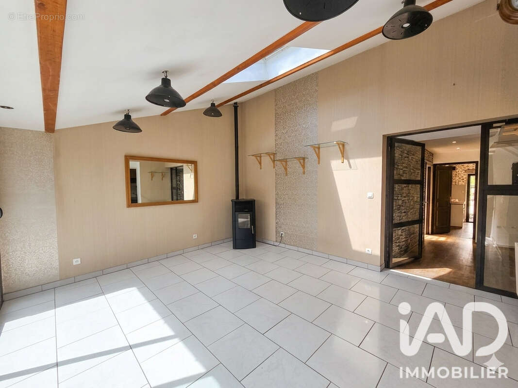 Maison 223 m² à Chevillon  - photo 2