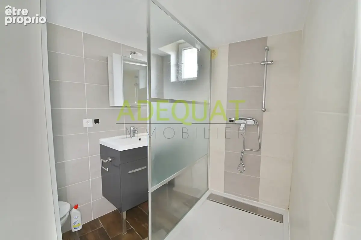 Bourgoin-Jallieu appartement T1 avec 2 terrasses - photo 3