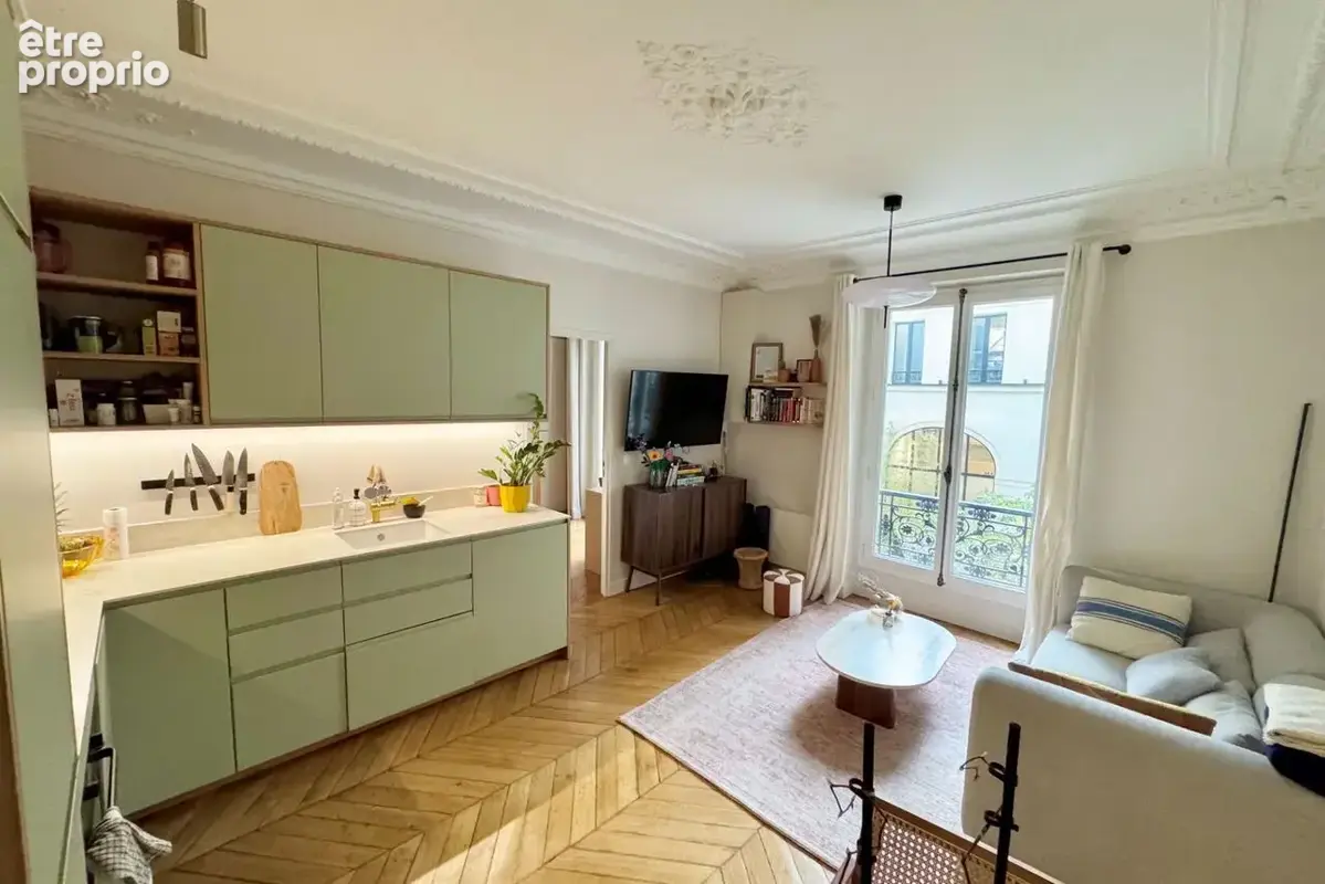 Appartement 2 pièces 43 m² à vendre à Paris-10e (75010) - photo 1