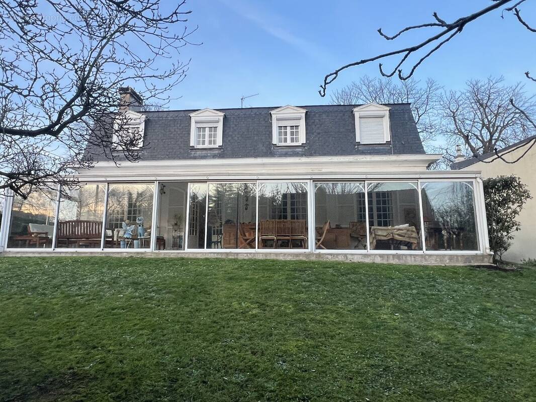 Maison à MAISONS-LAFFITTE