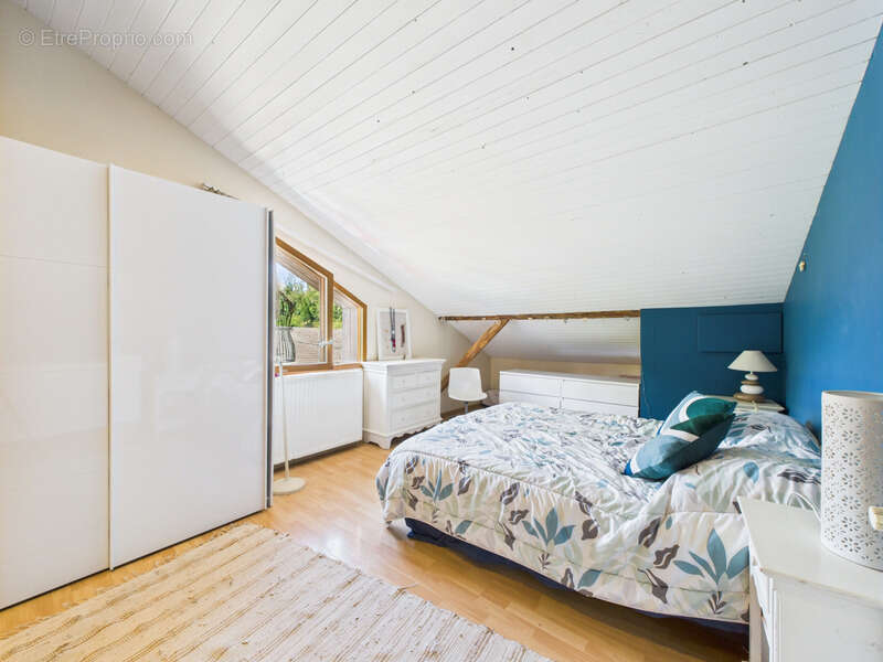 Maison à LES MOLLETTES