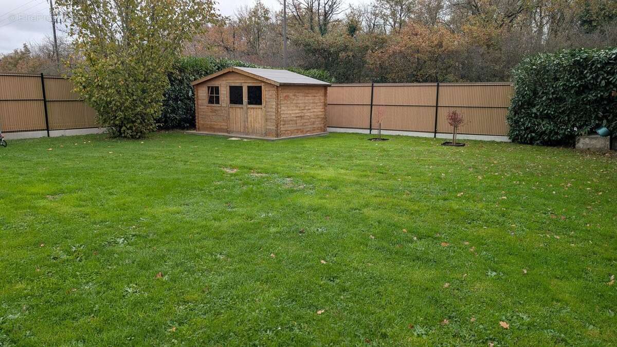 Maison à SAINT-MARTIN-DU-FOUILLOUX