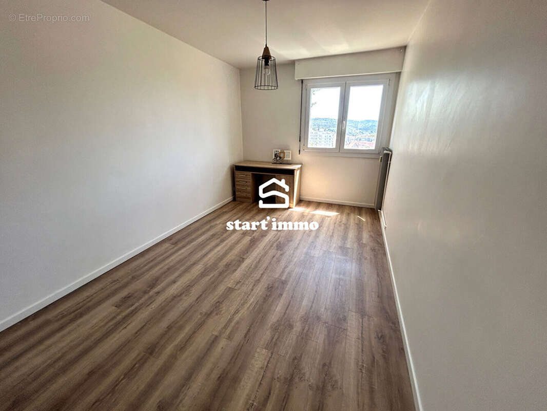 T5 lumineux de 94 m² ? Idéal famille ou colocation - Besançon - photo 6