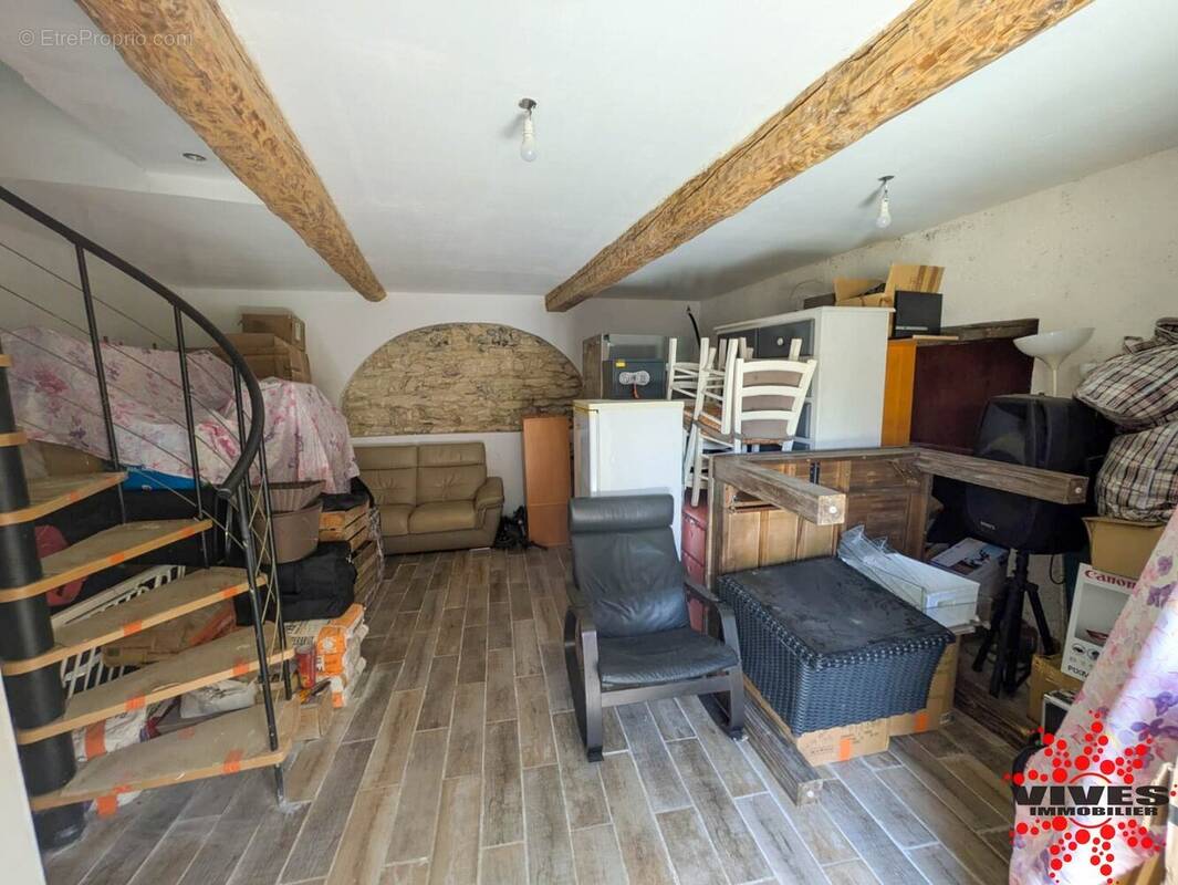 Charmant mazet en pierre sur 9 000 m²  Saint-Thibéry  Idéal chevaux - photo 3