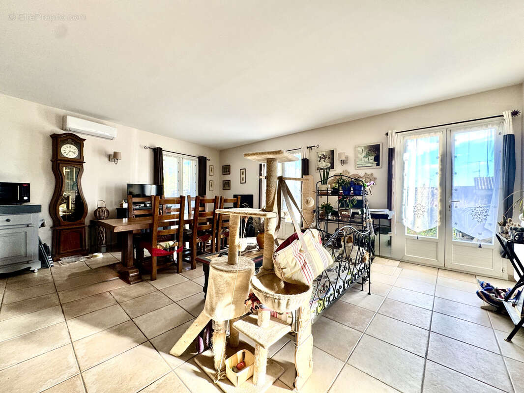 Maison à FAYENCE