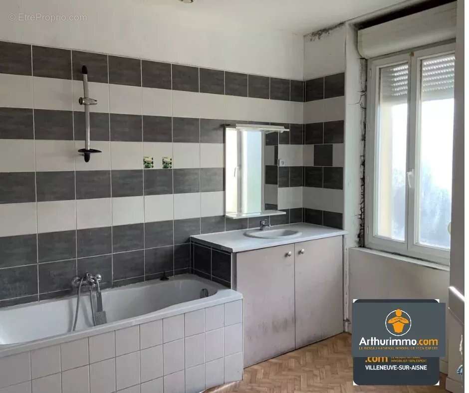 Appartement à BERRY-AU-BAC