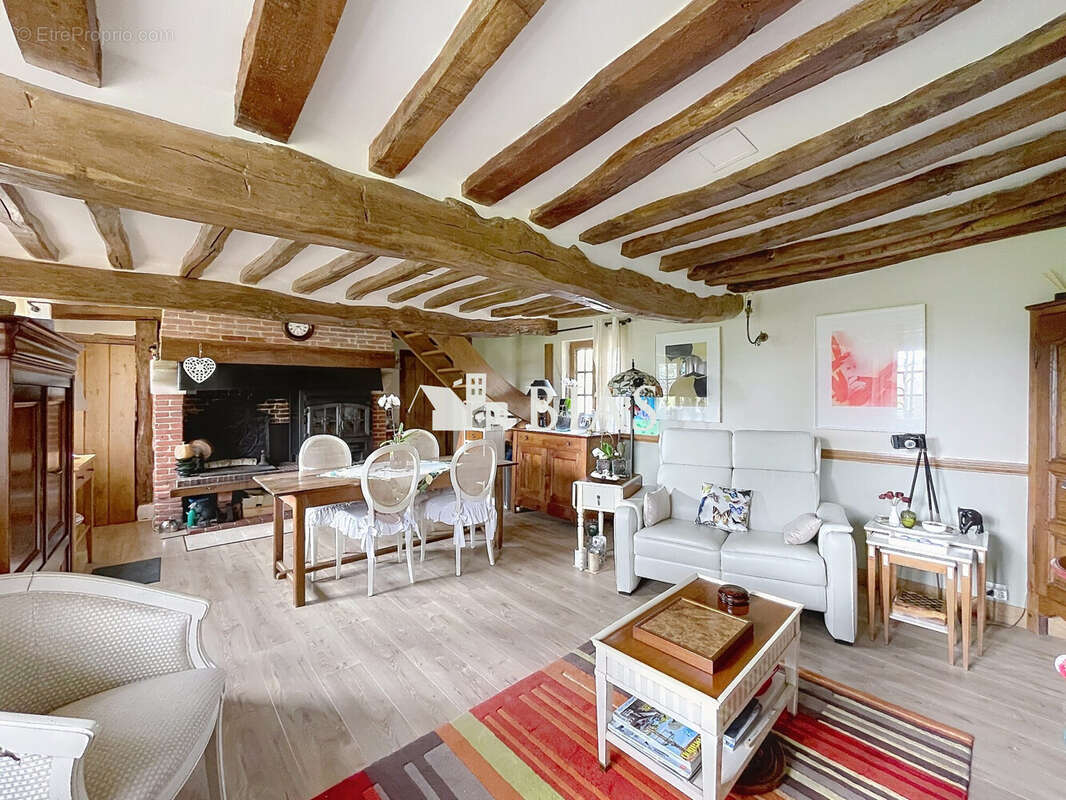 Maison à LE NEUBOURG