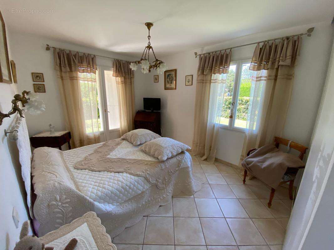 Maison à LES MATHES