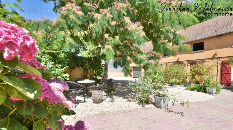 Maison à CONCHES-EN-OUCHE