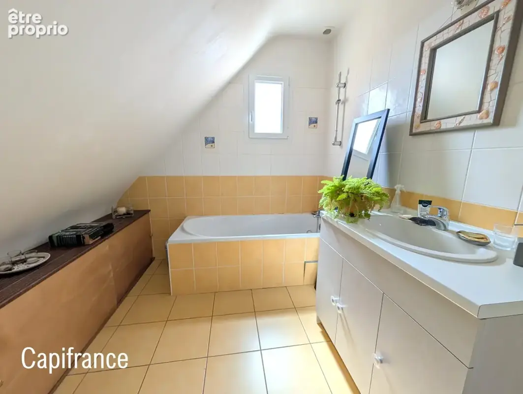 Maison à vendre 6 pièces LA GACILLY (56) - grand terrain - 4 chambres - 2 garages - photo 13