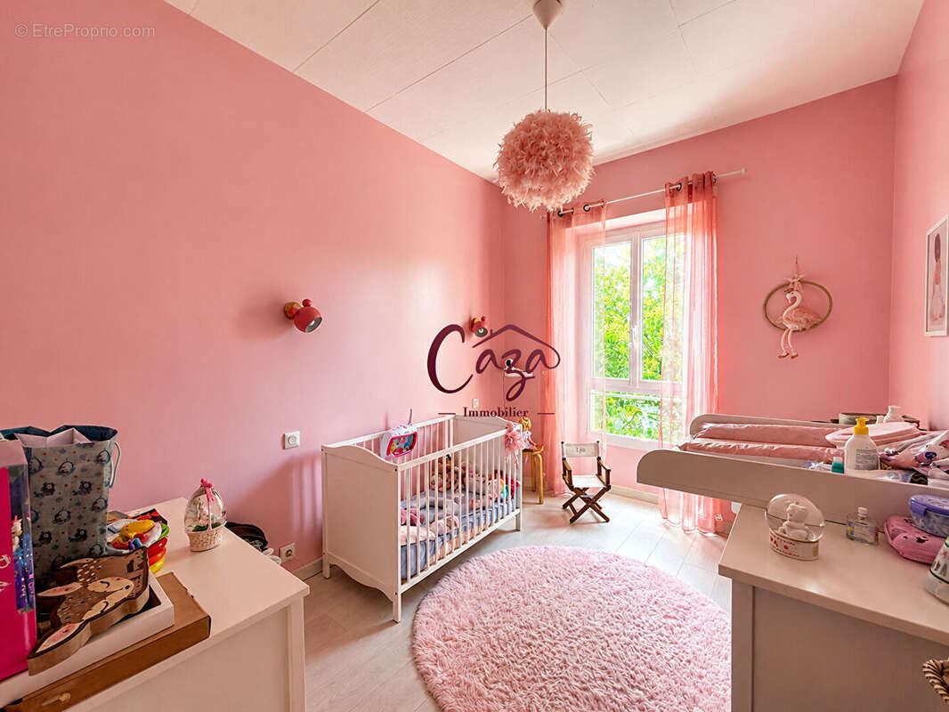 Maison en pierre 148m² - Fargues-Saint-Hilaire - photo 6