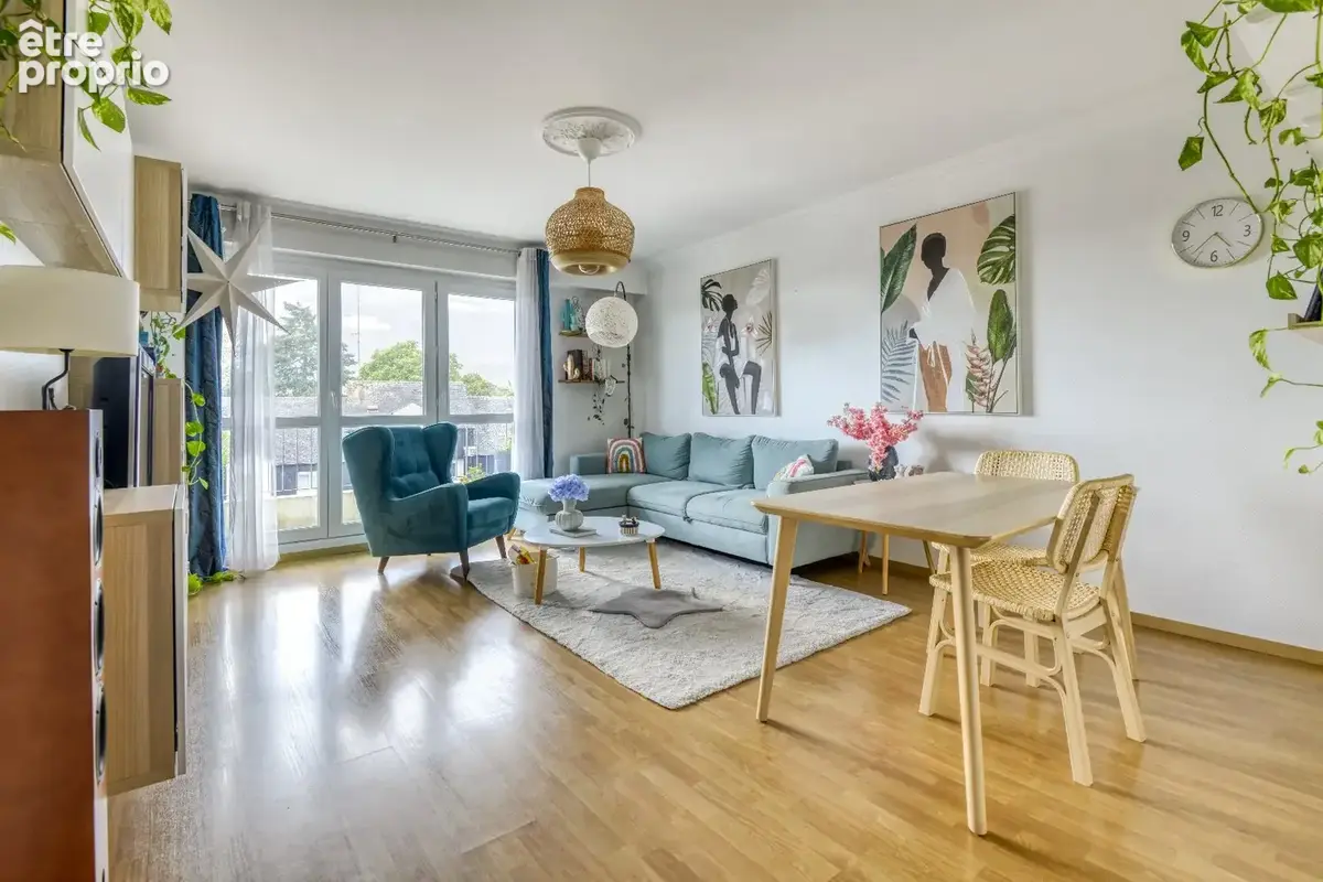 Nantes Quartier Sèvre - Appartement 3 pièces entièrement rénové avec terrasse, box et cave - photo 2