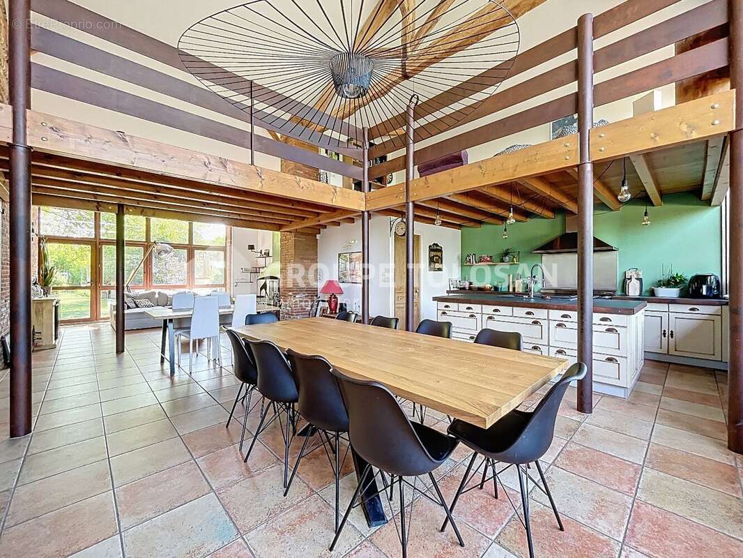 Maison à DREMIL-LAFAGE