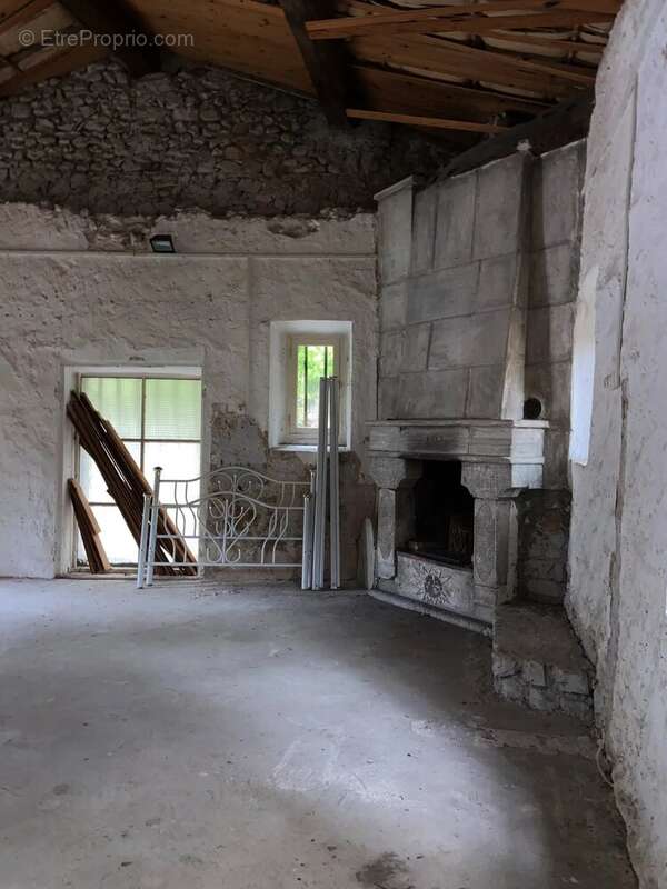 Maison à BELGENTIER