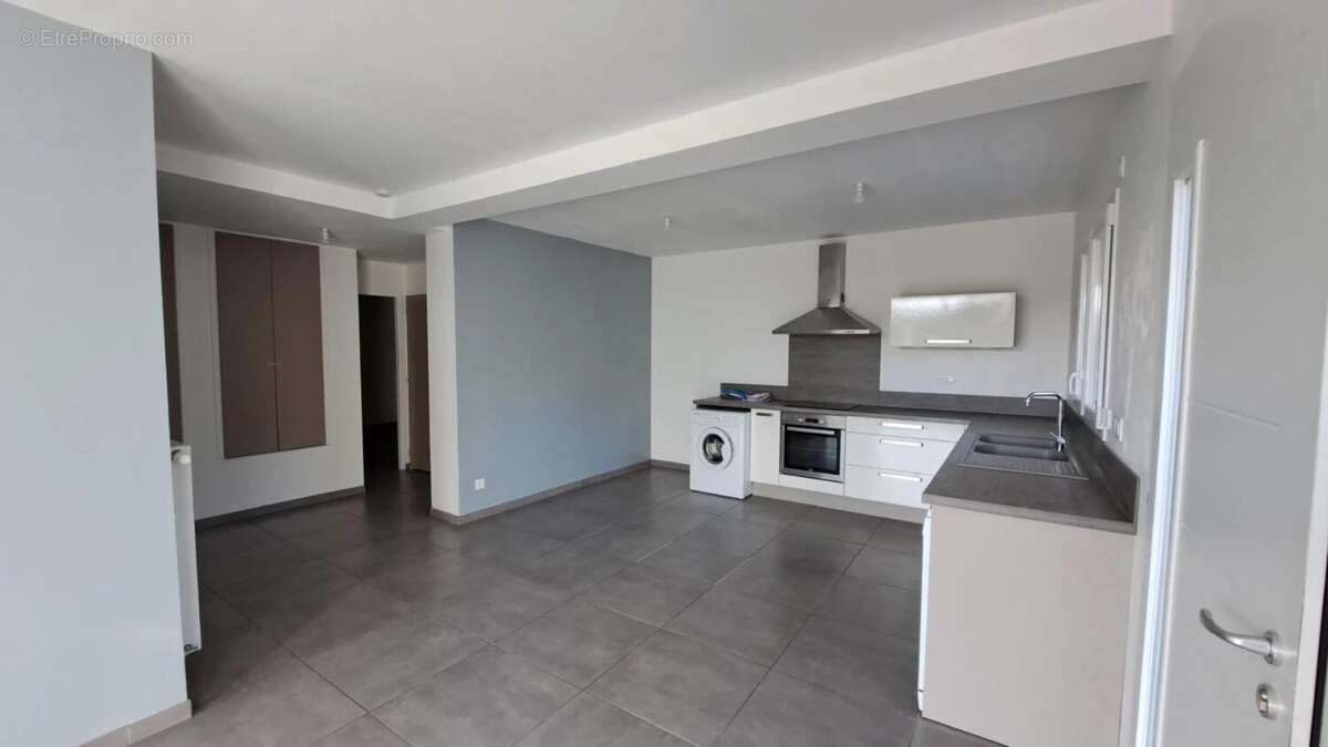 Maison à SAINT-CASSIEN