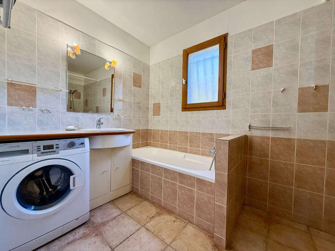 Maison à L&#039;ISLE-JOURDAIN