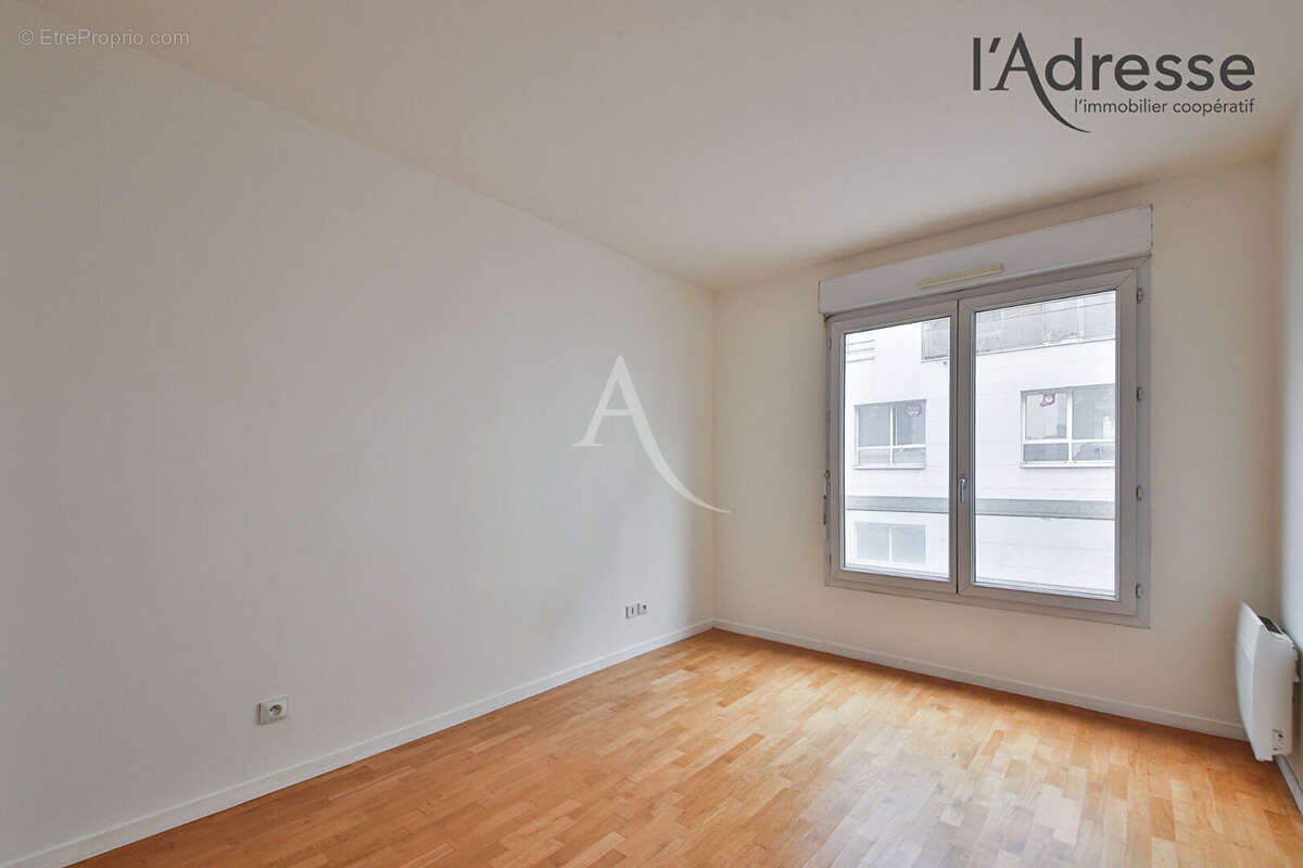 SURESNES  Quartier Belvédère - 2 pièces de 50 m² avec parking et cave - photo 2