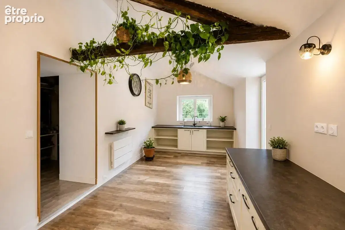 Maison de 6 pièces de 180 m² à Saint-Germain-des-Bois - photo 7