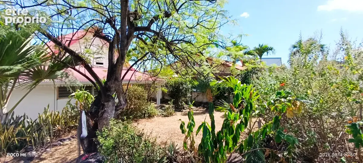 La possession/sainte-therese - a vendre villa f5   4 chb - terrain 591 m2 - piscine. - photo 5