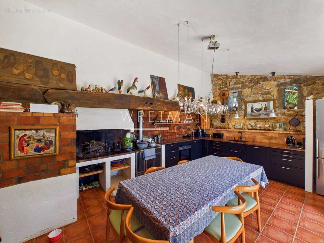 Maison à CALLAS