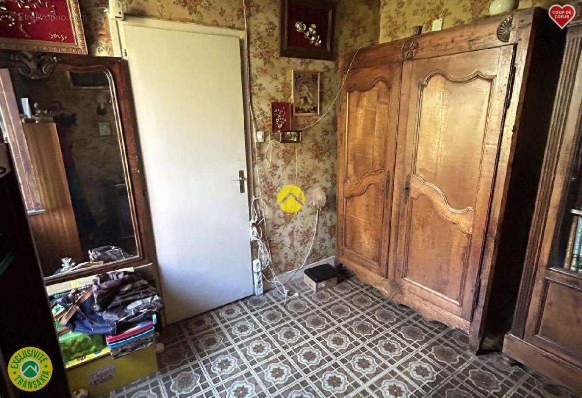 Maison à MONTMARAULT