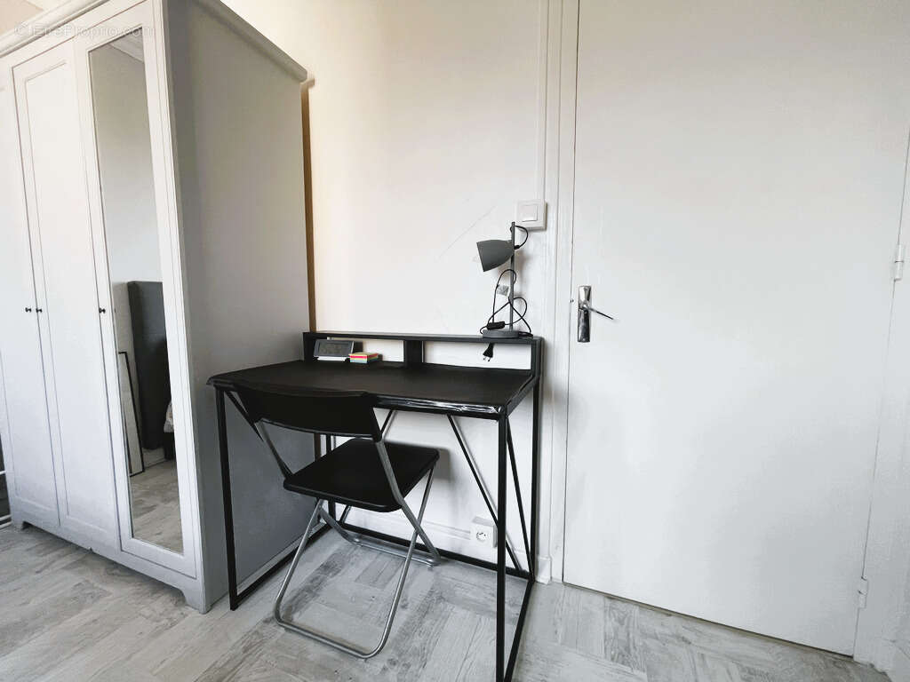 Appartement à SAINT-MARTIN-D'HERES