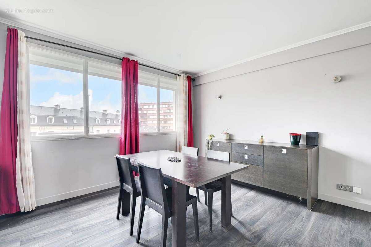 Appartement à COLOMBES