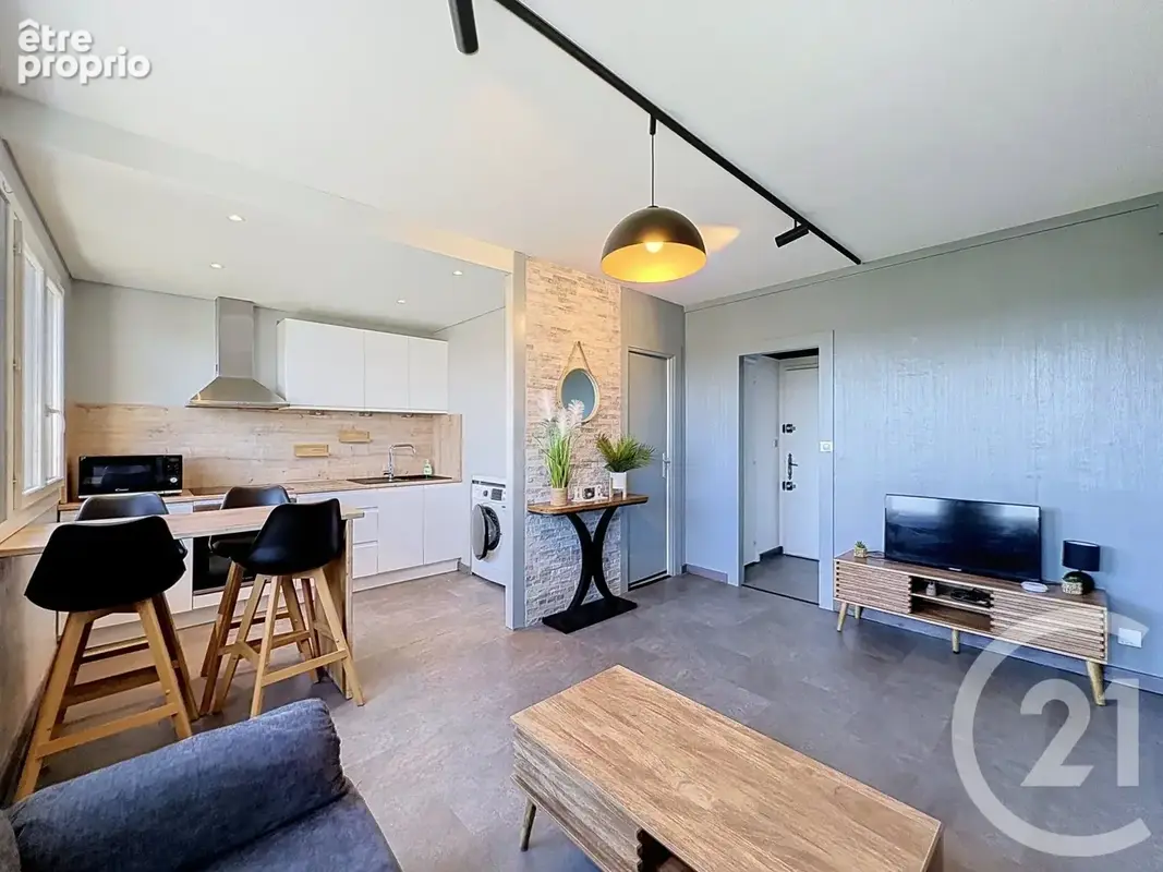Appartement à LA CHAPELLE-SAINT-LUC