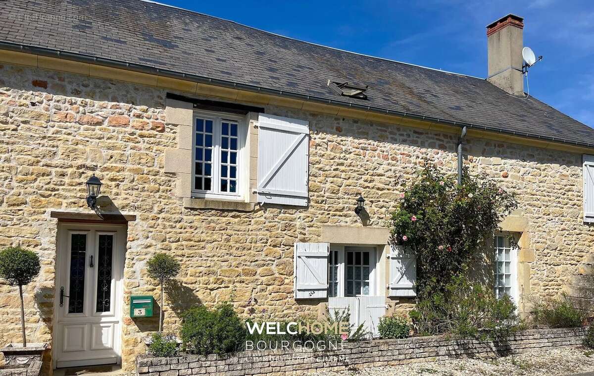 Maison à SAINT-MARTIN-D'HEUILLE