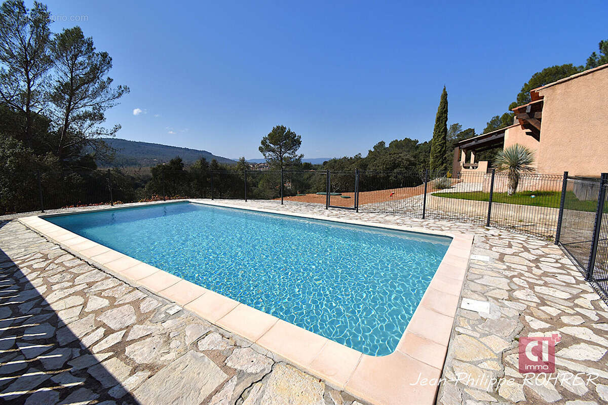 Maison à SAINTE-ANASTASIE-SUR-ISSOLE