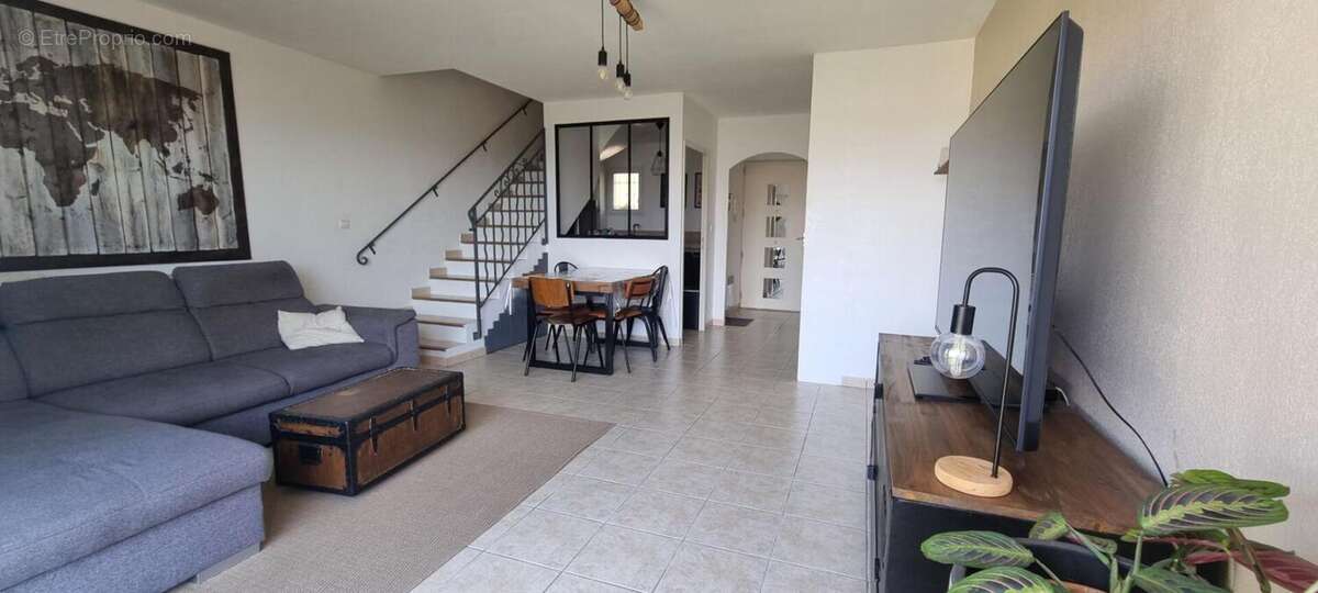 Maison mitoyenne 3P, terrasse, parking et Garage  dans Résidence sécurisée - photo 4