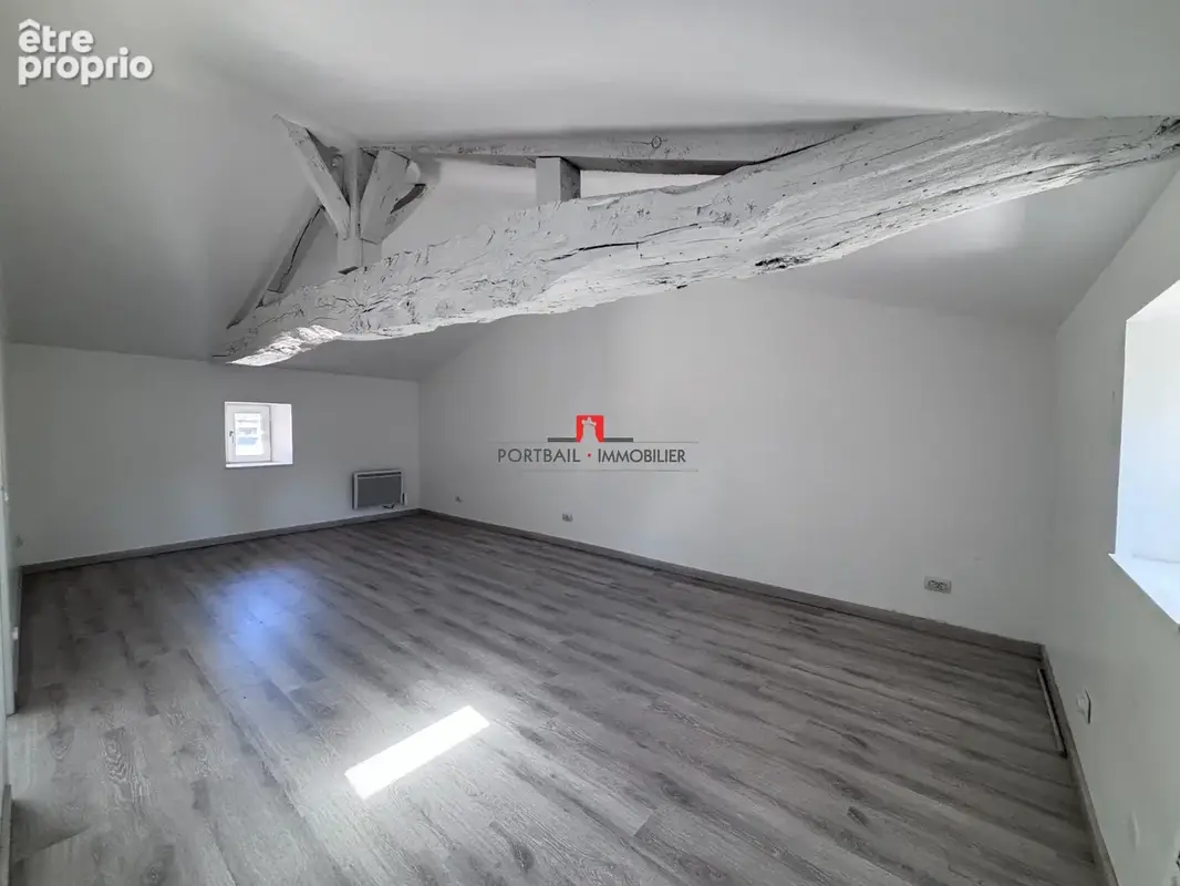 Appartement 112 m² à Blaye  - photo 8
