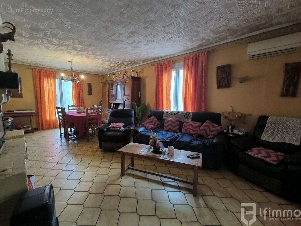 Maison à PUICHERIC