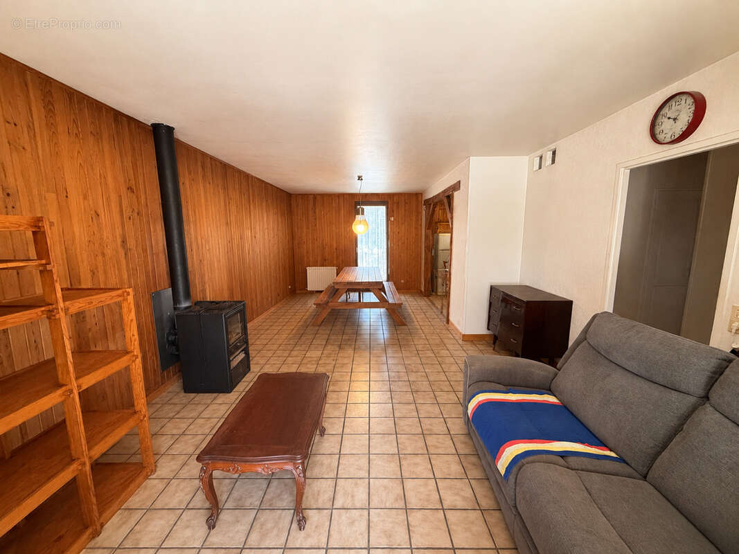 Maison familiale avec grand sous-sol   Juillan - photo 4