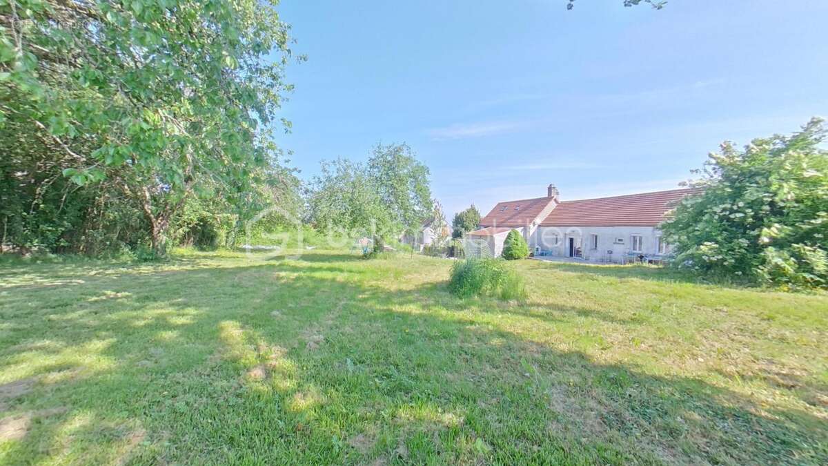 Maison à PERCENEIGE