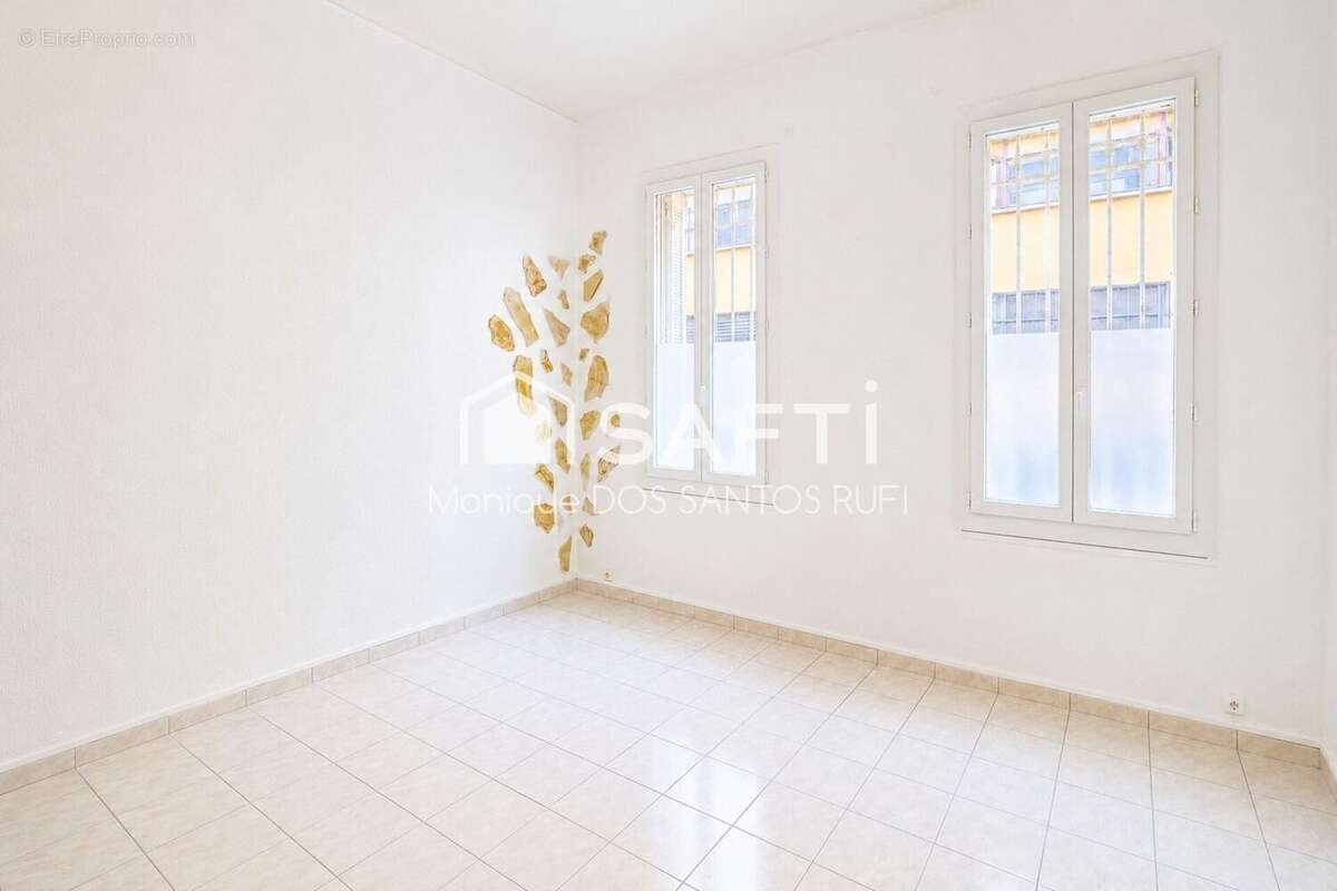 Photo 2 - Appartement à MARSEILLE-2E