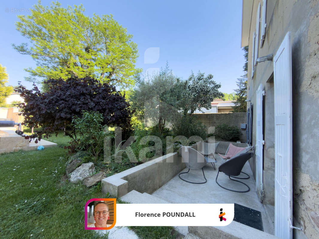 Moras-en-Valloire, maison de 226 m2 avec 6 chambres sur terrain avec pisicne - photo 12